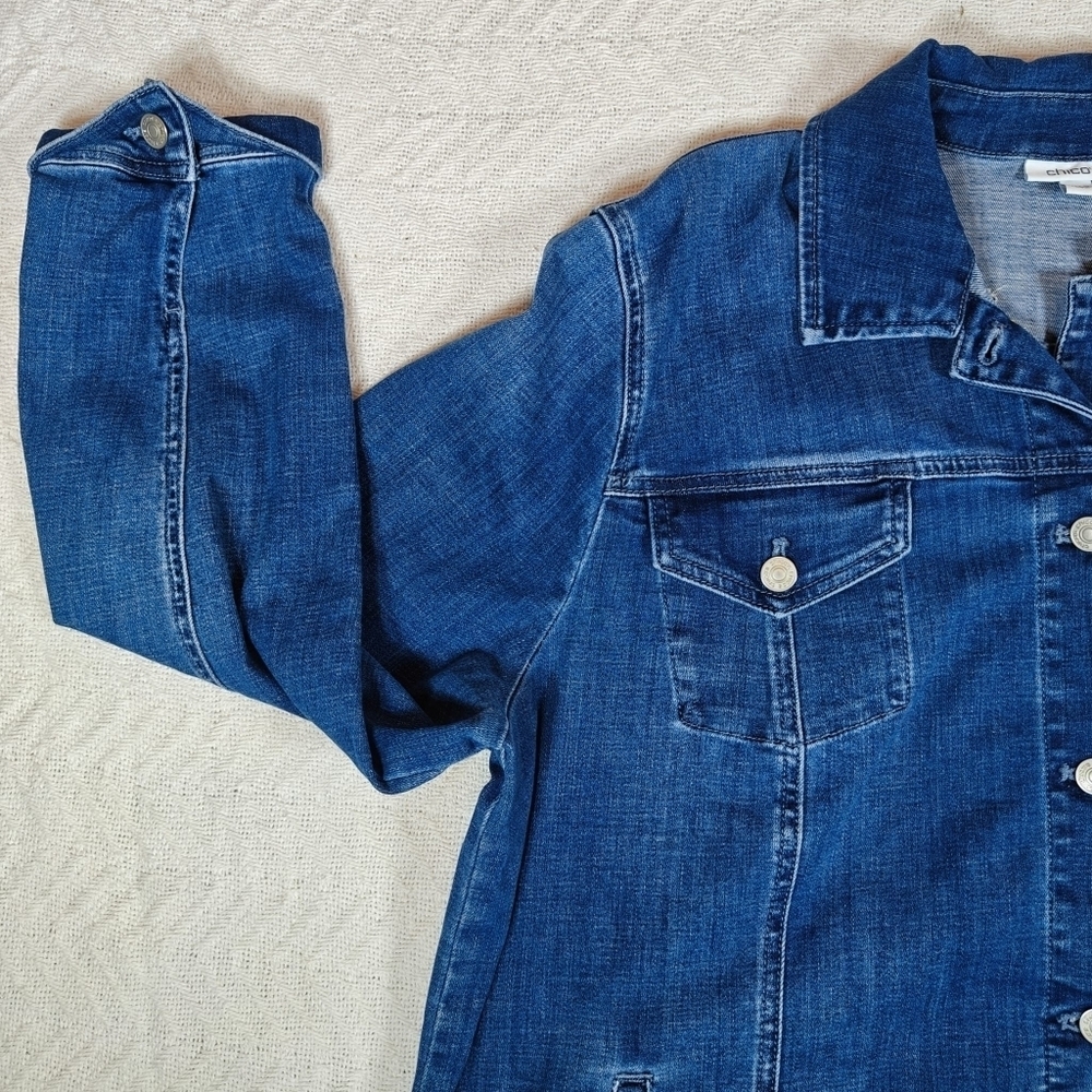 Chico's Design Artsy Embroidered Distressed Jean Jacket Size 4 XXL BohoArtsy - Picture 8 of 12